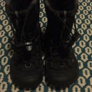 Toddler keen snow boots